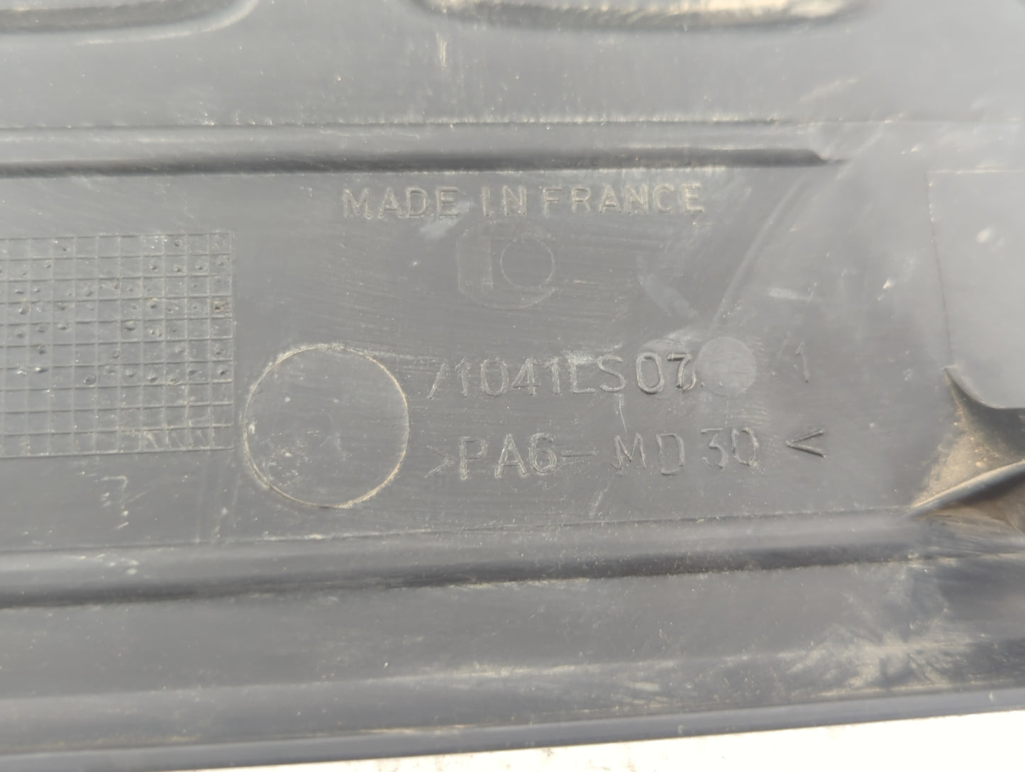 2015 Buick Encore Engine Cover - Oemusedautoparts1.com