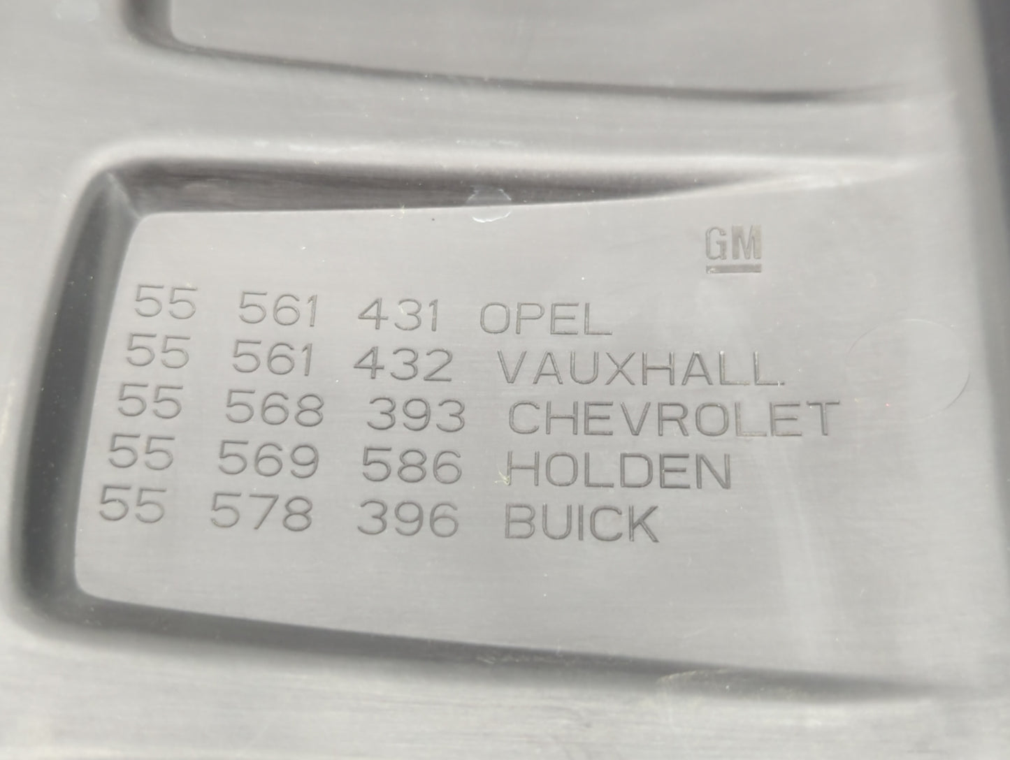 2015 Buick Encore Engine Cover - Oemusedautoparts1.com
