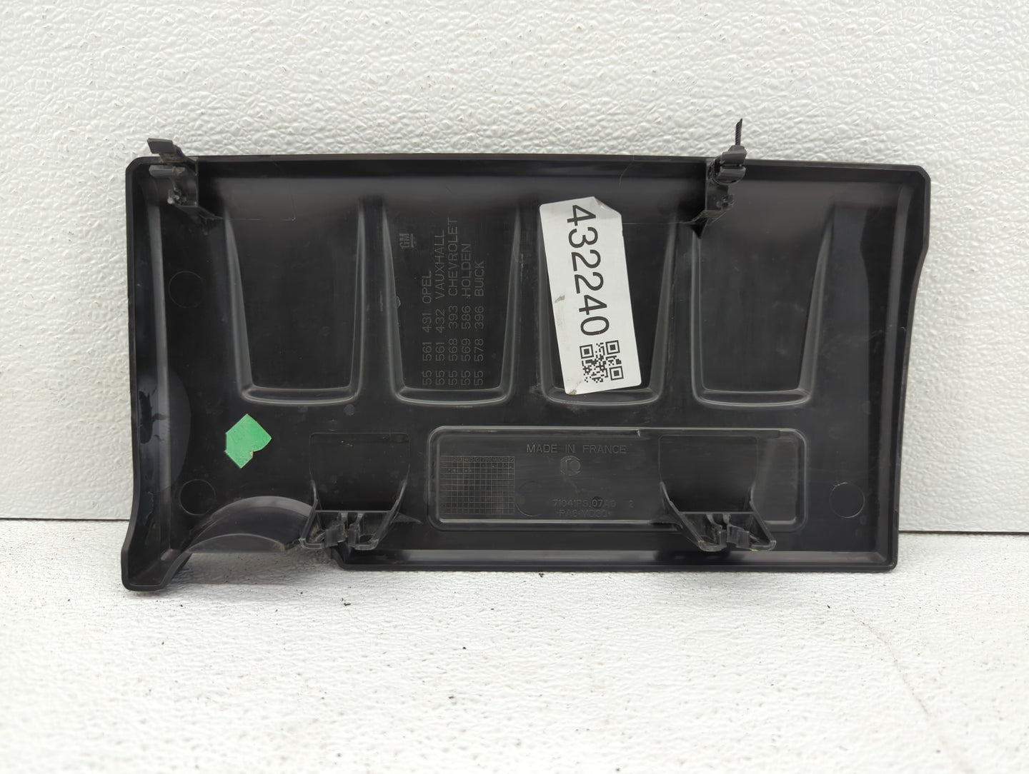2015 Buick Encore Engine Cover - Oemusedautoparts1.com
