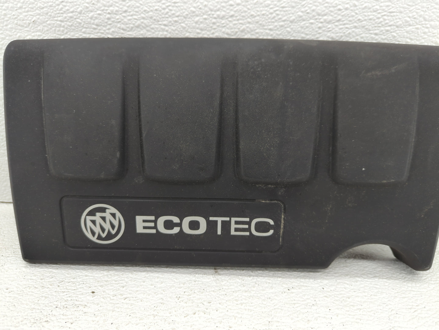 2015 Buick Encore Engine Cover - Oemusedautoparts1.com