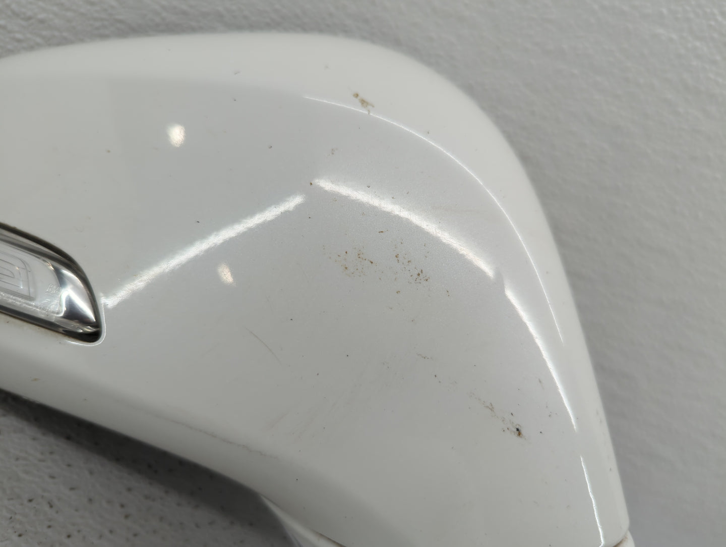 2014-2015 Buick Encore Driver Side View Mirror - Left Door Mirror OEM Used - Oemusedautoparts1.com
