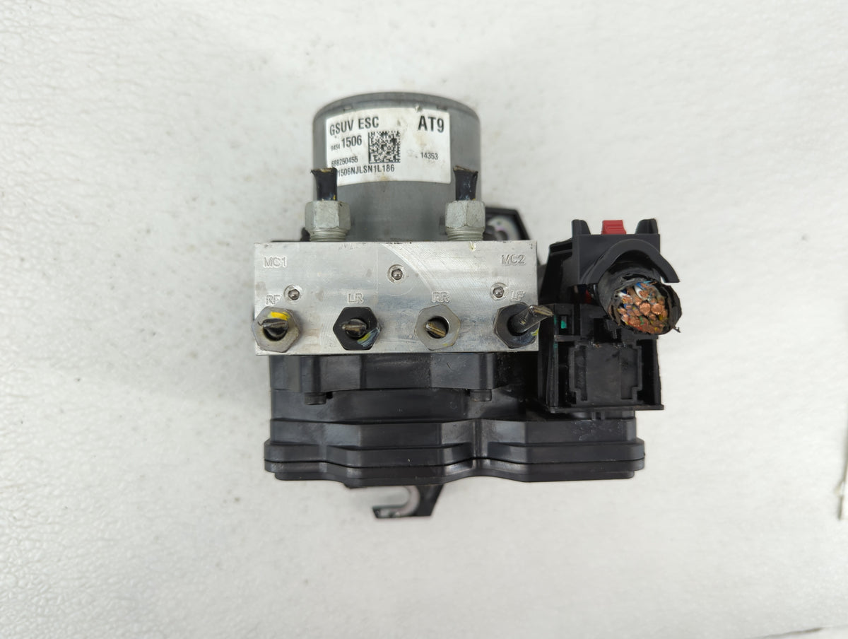 2015 Buick Encore Anti-Lock Brake ABS Pump Module Actuator OEM P/N:94541506 42403007 Fits OEM Used Auto Parts - Oemusedautop