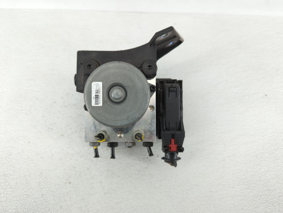 2015 Buick Encore Anti-Lock Brake ABS Pump Module Actuator OEM P/N:94541506 42403007 Fits OEM Used Auto Parts - Oemusedautop