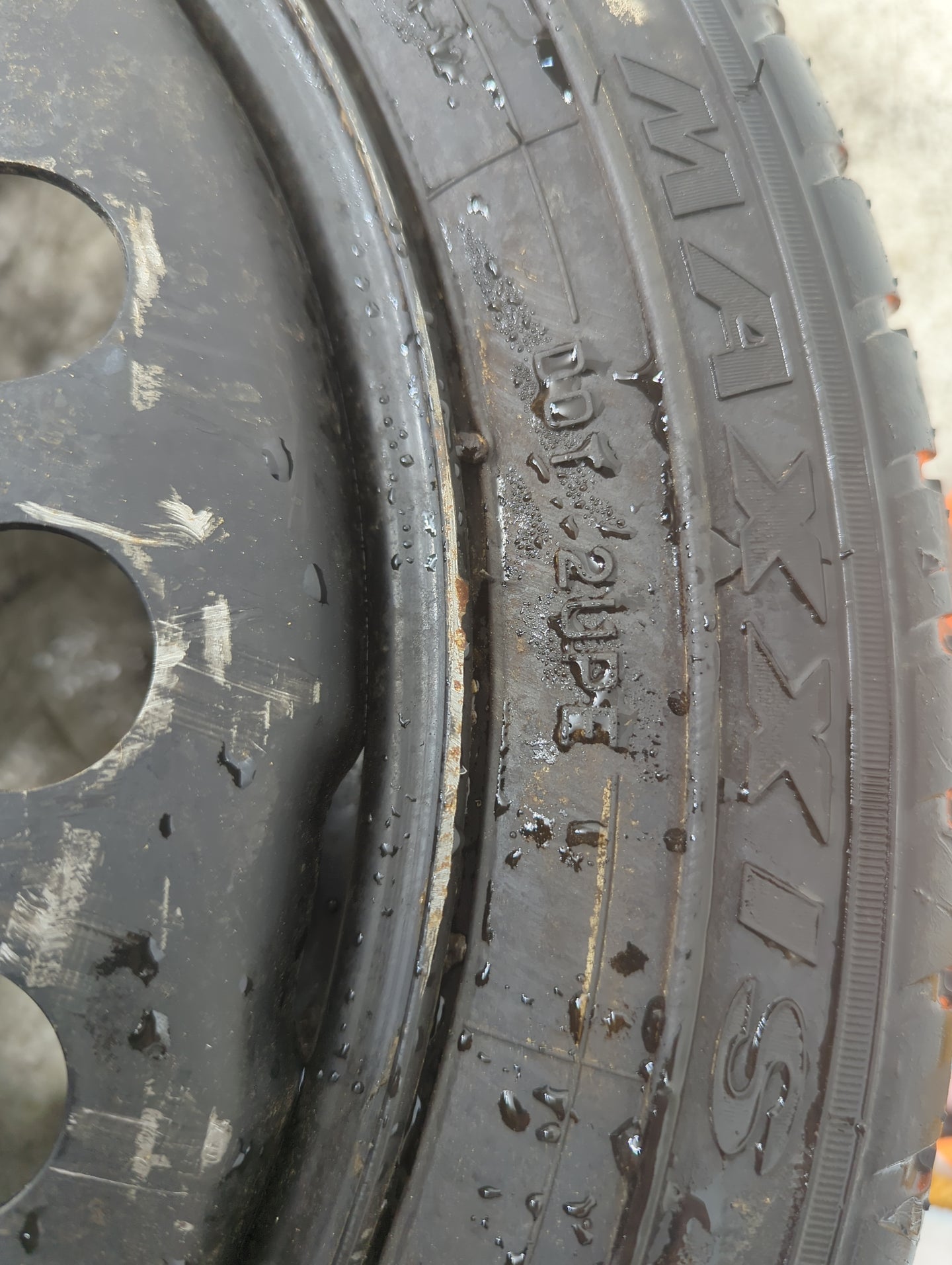 2015 Buick Encore Spare Donut Tire Wheel Rim Oem 5037227 - Oemusedautoparts1.com