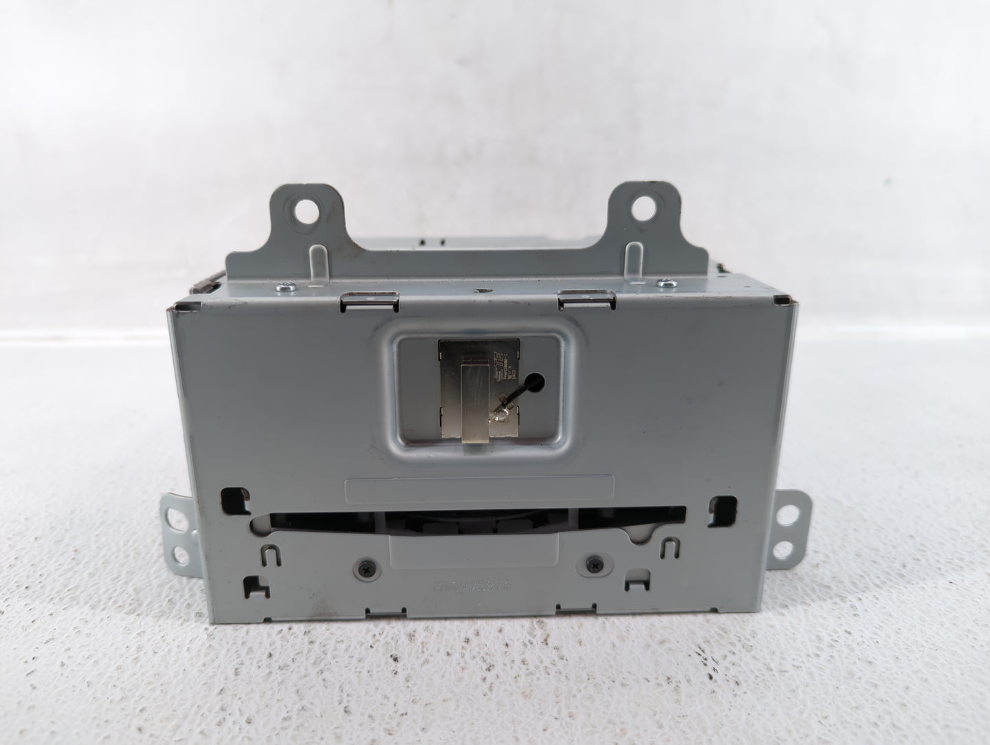 2015-2016 Buick Encore Am Fm Cd Player Radio Receiver - Oemusedautoparts1.com