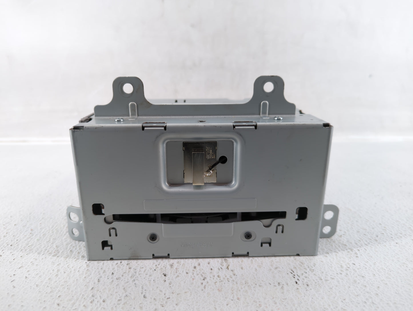 2015-2016 Buick Encore Am Fm Cd Player Radio Receiver - Oemusedautoparts1.com