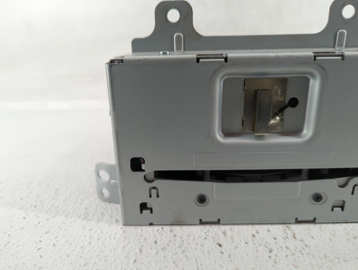 2015-2016 Buick Encore Am Fm Cd Player Radio Receiver - Oemusedautoparts1.com