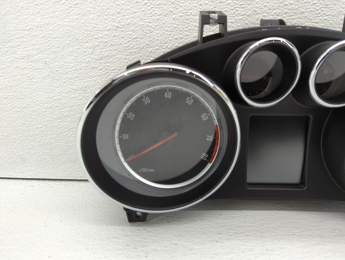 2015 Buick Encore Instrument Cluster Speedometer Gauges P/N:42342739 Fits OEM Used Auto Parts - Oemusedautoparts1.com