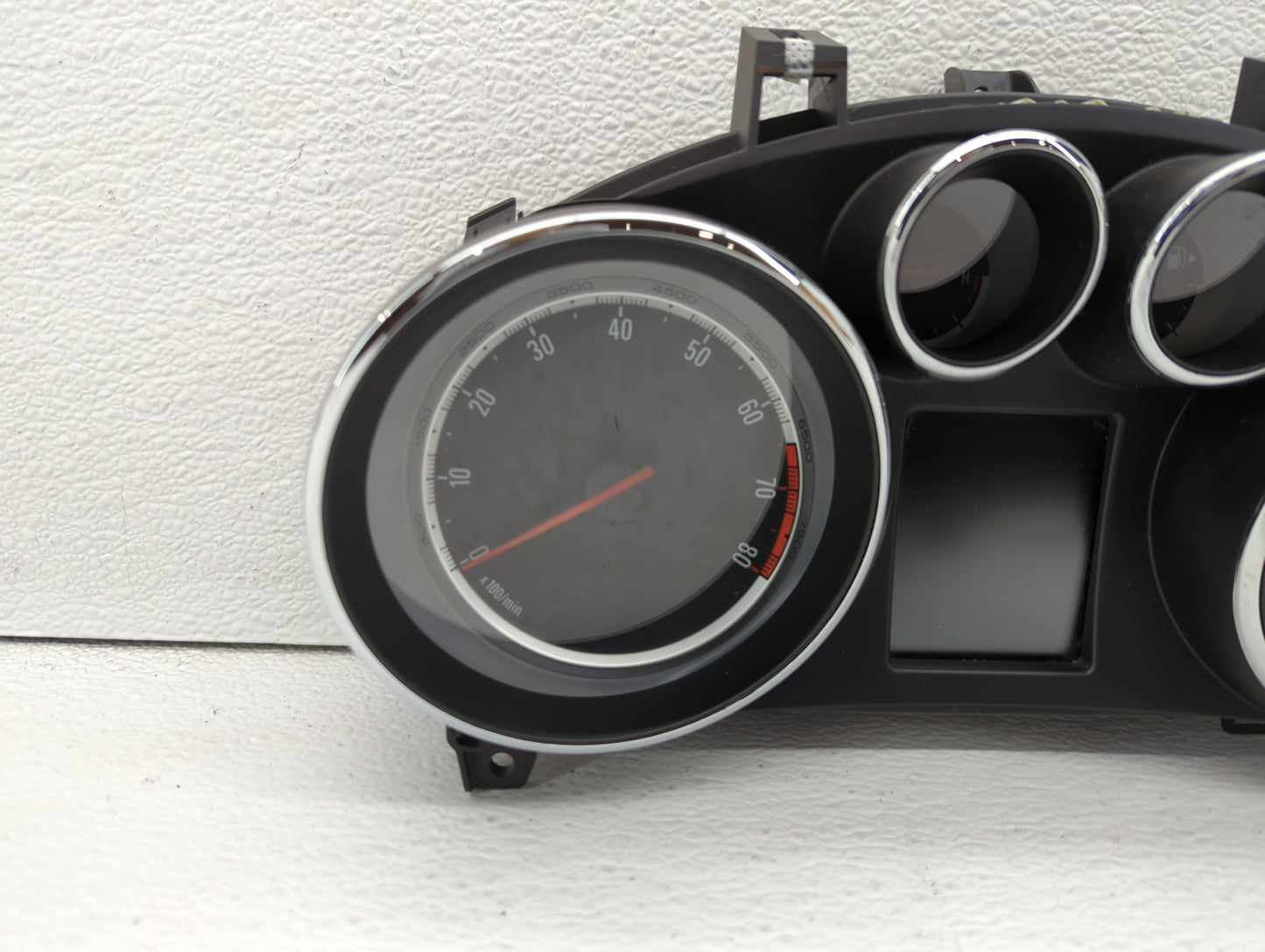 2015 Buick Encore Instrument Cluster Speedometer Gauges P/N:95386873 654663731 Fits OEM Used Auto Parts - Oemusedautoparts1.