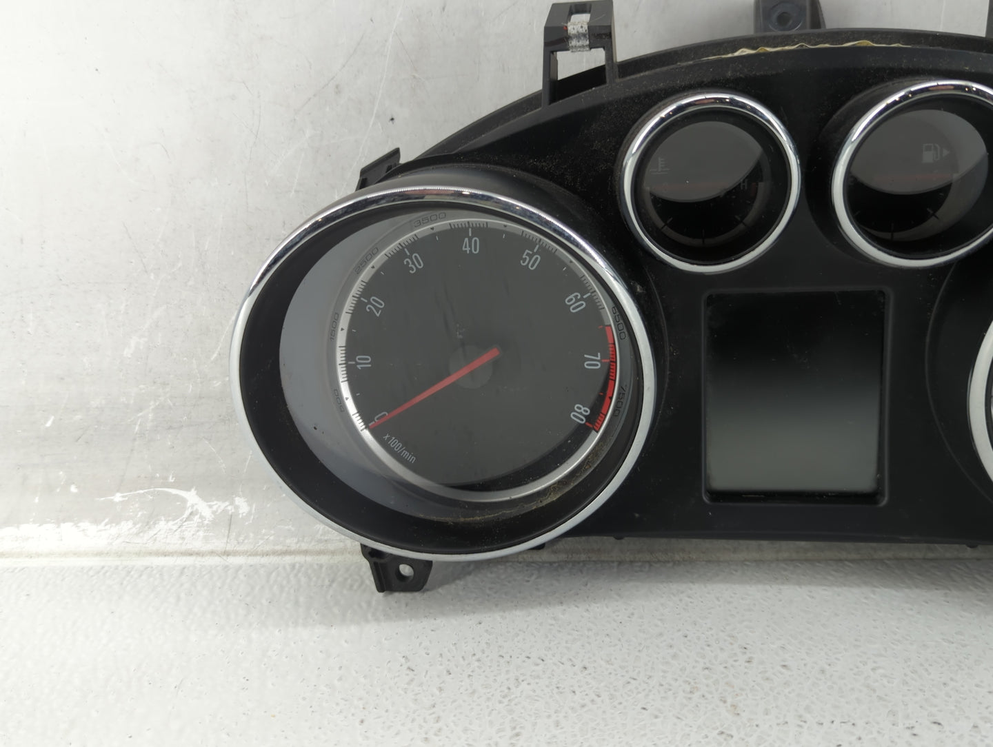 2015 Buick Encore Instrument Cluster Speedometer Gauges P/N:42342739 Fits OEM Used Auto Parts - Oemusedautoparts1.com