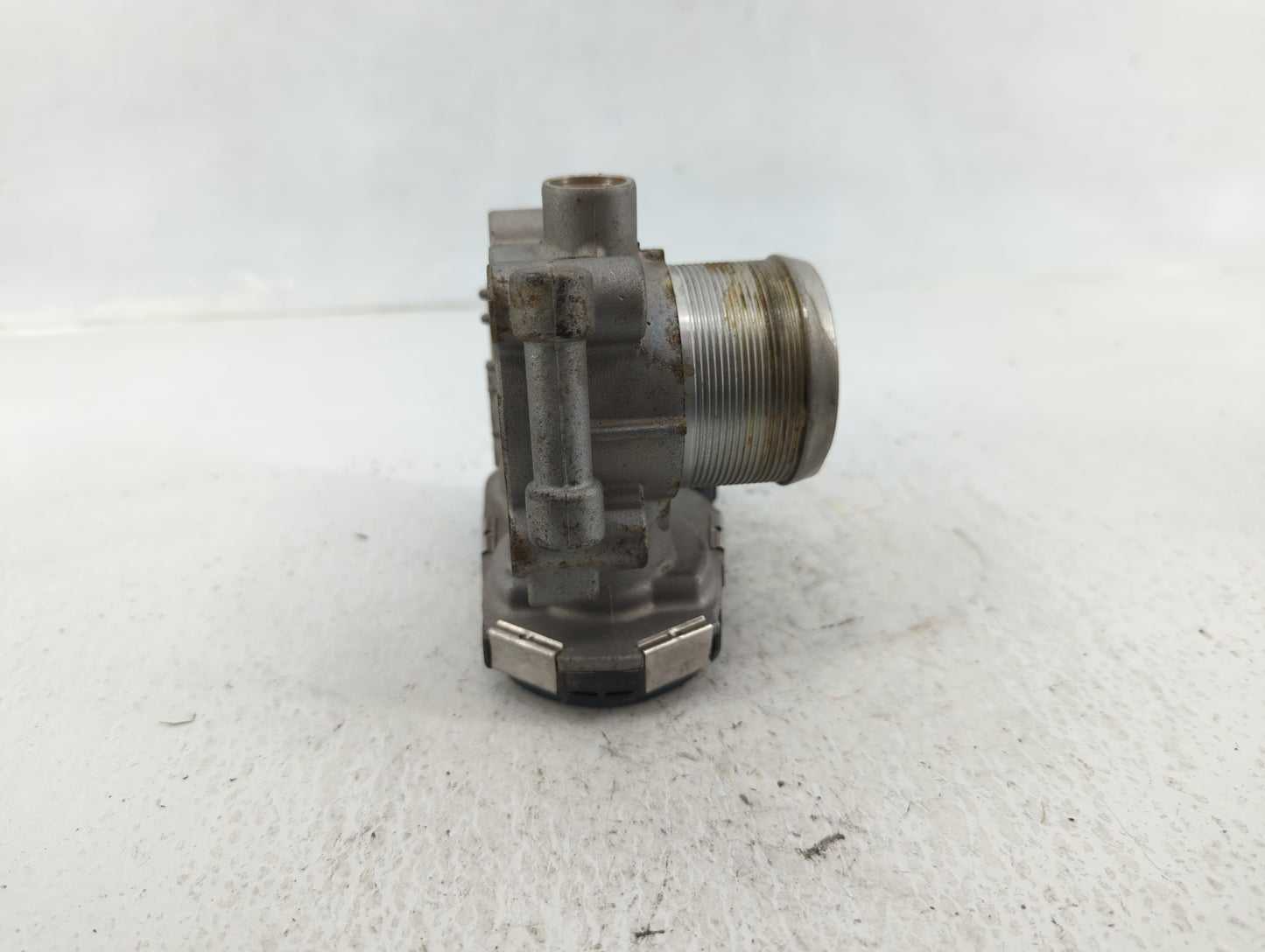 2013-2021 Buick Encore Throttle Body P/N:55581662 Fits Fits 2011 2012 2013 2014 2015 2016 2017 2018 2019 2020 2021 OEM Used 