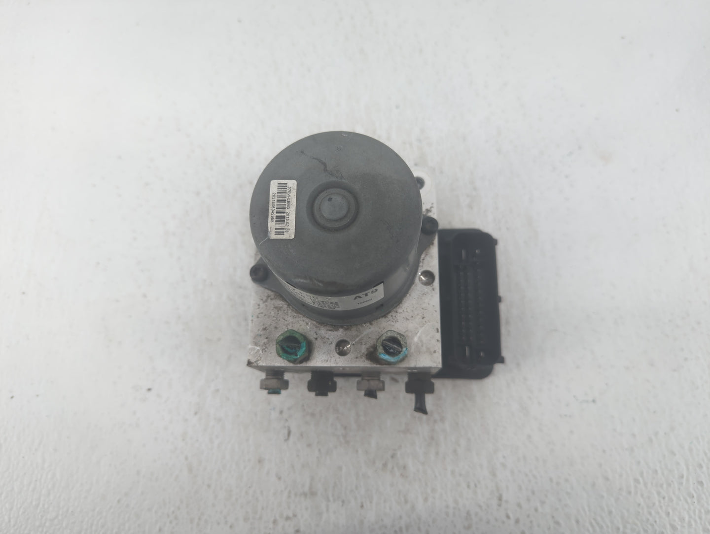 2015 Buick Encore ABS Pump Control Module Replacement P/N:94541506 Fits OEM Used Auto Parts - Oemusedautoparts1.com
