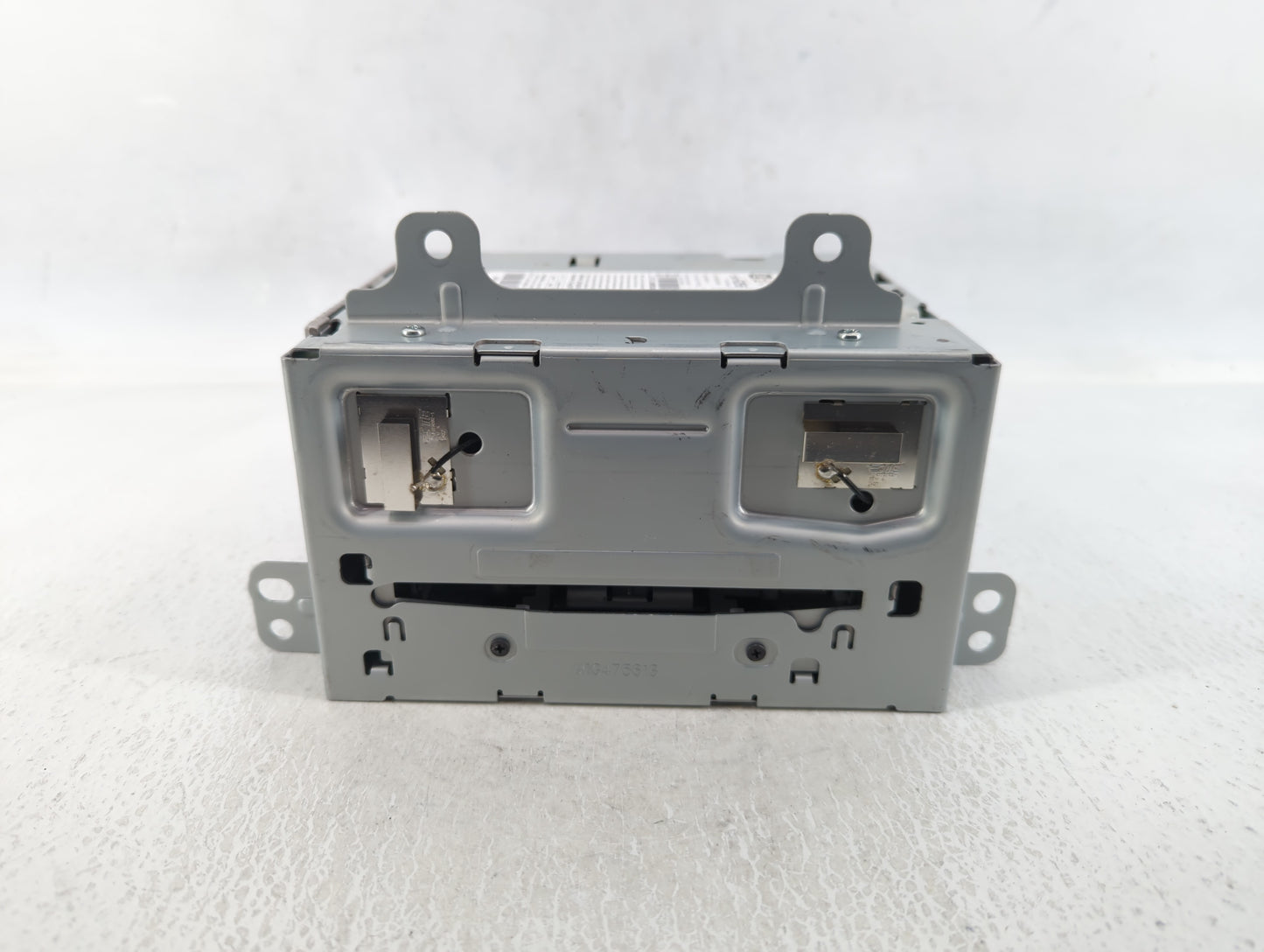 2015-2016 Buick Encore Am Fm Cd Player Radio Receiver - Oemusedautoparts1.com