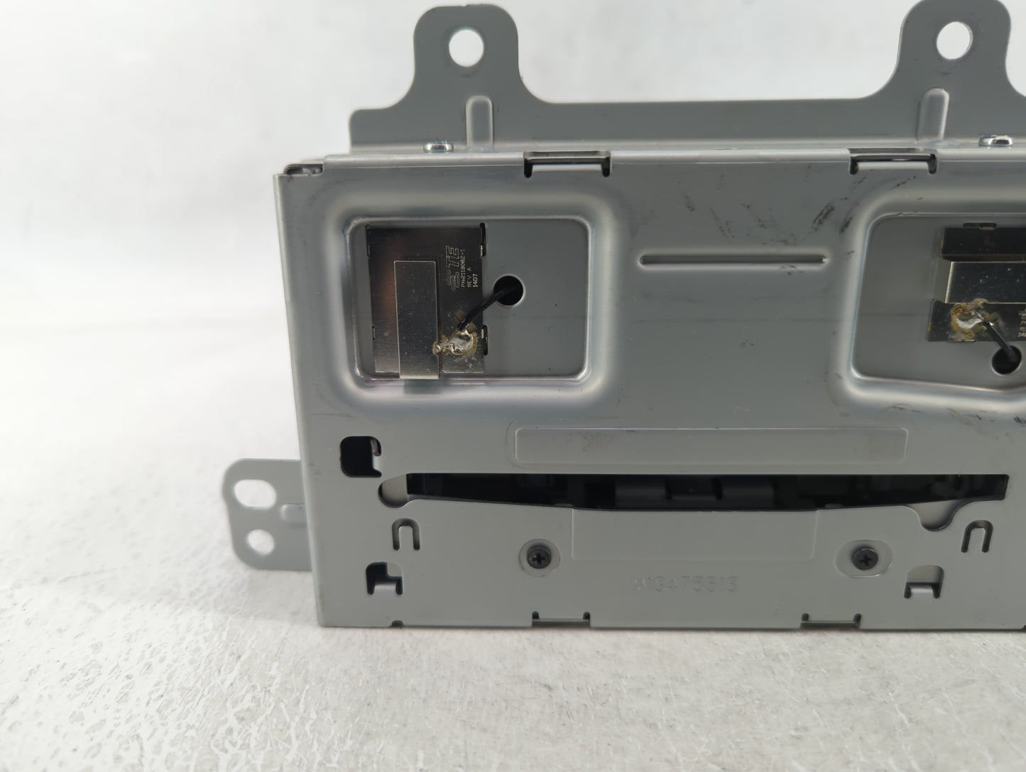 2015-2016 Buick Encore Am Fm Cd Player Radio Receiver - Oemusedautoparts1.com