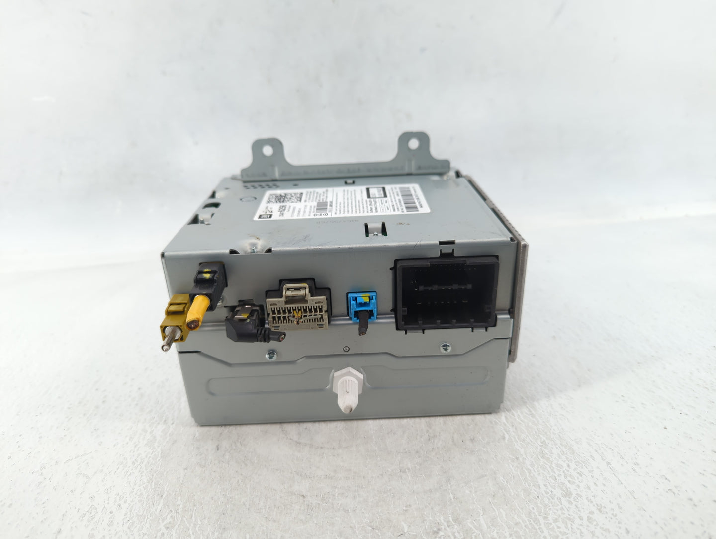 2015-2016 Buick Encore Am Fm Cd Player Radio Receiver - Oemusedautoparts1.com