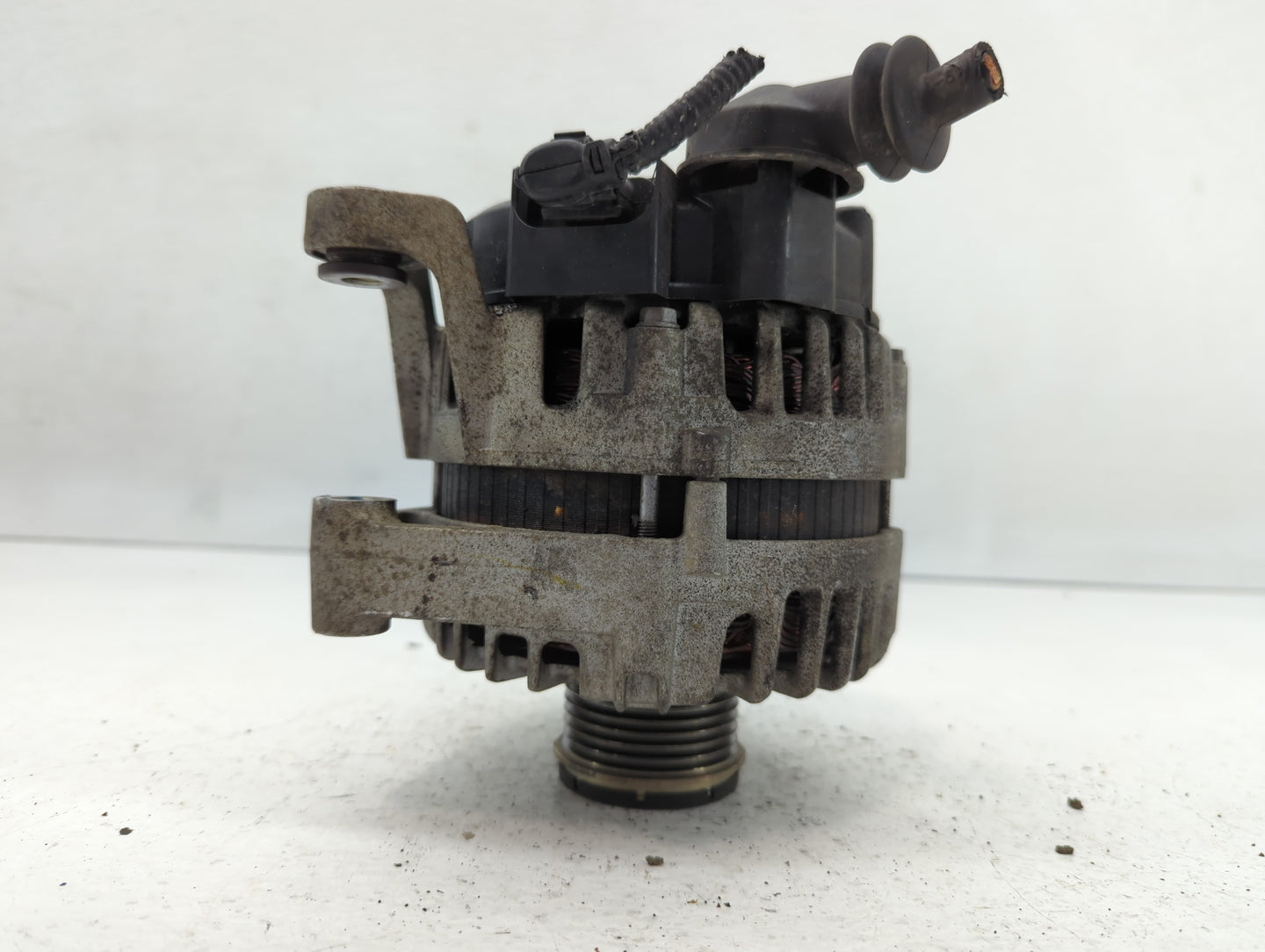 2013-2021 Buick Encore Alternator Replacement Generator Charging Assembly Engine OEM P/N:2619573 A 13588289 Fits OEM Used Au