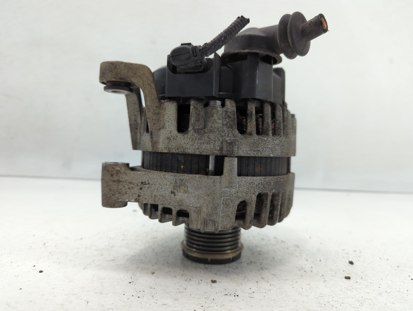 2013-2021 Buick Encore Alternator Replacement Generator Charging Assembly Engine OEM P/N:2619573 A 13588289 Fits OEM Used Au