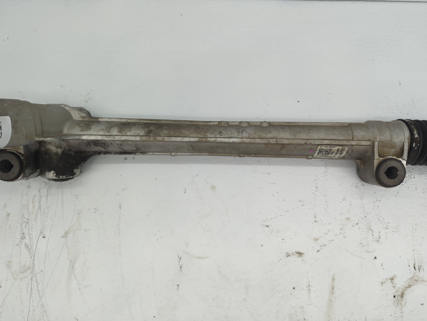2015 Buick Encore Rack and Pinion Steering Gear P/N:95299729 Fits OEM Used Auto Parts - Oemusedautoparts1.com