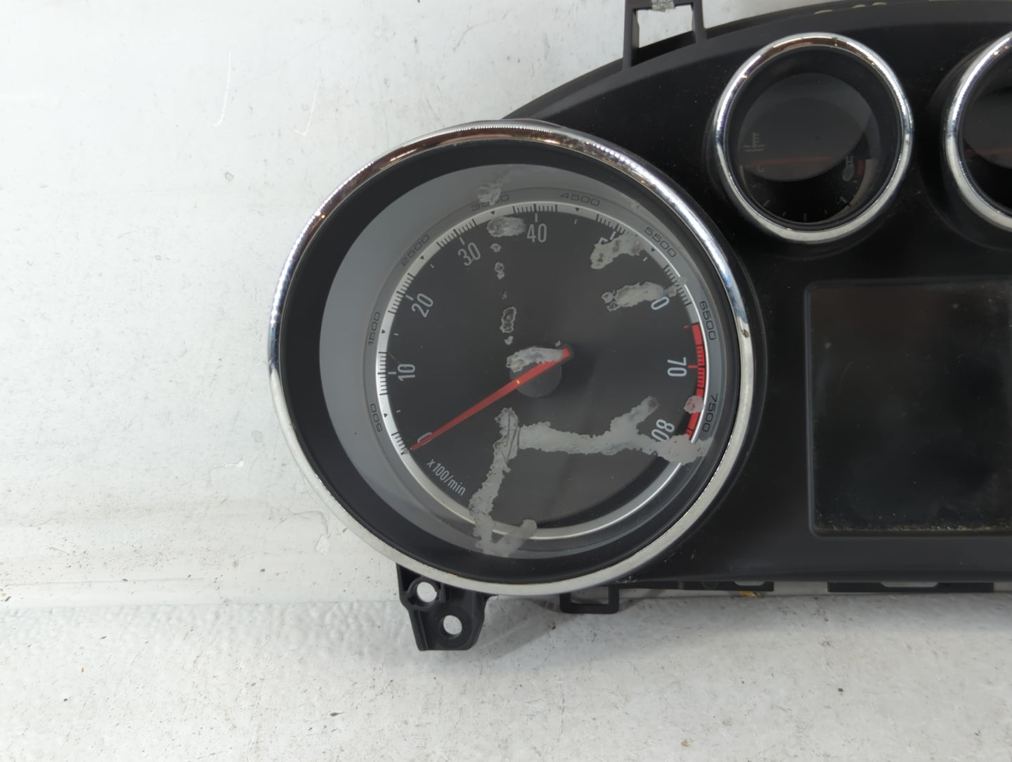 2015 Buick Encore Instrument Cluster Speedometer Gauges P/N:95386873 Fits OEM Used Auto Parts - Oemusedautoparts1.com