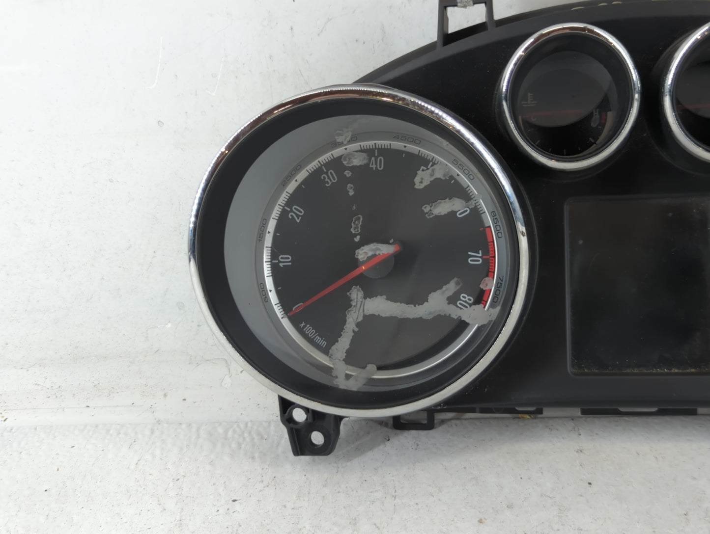 2015 Buick Encore Instrument Cluster Speedometer Gauges P/N:95386873 Fits OEM Used Auto Parts - Oemusedautoparts1.com