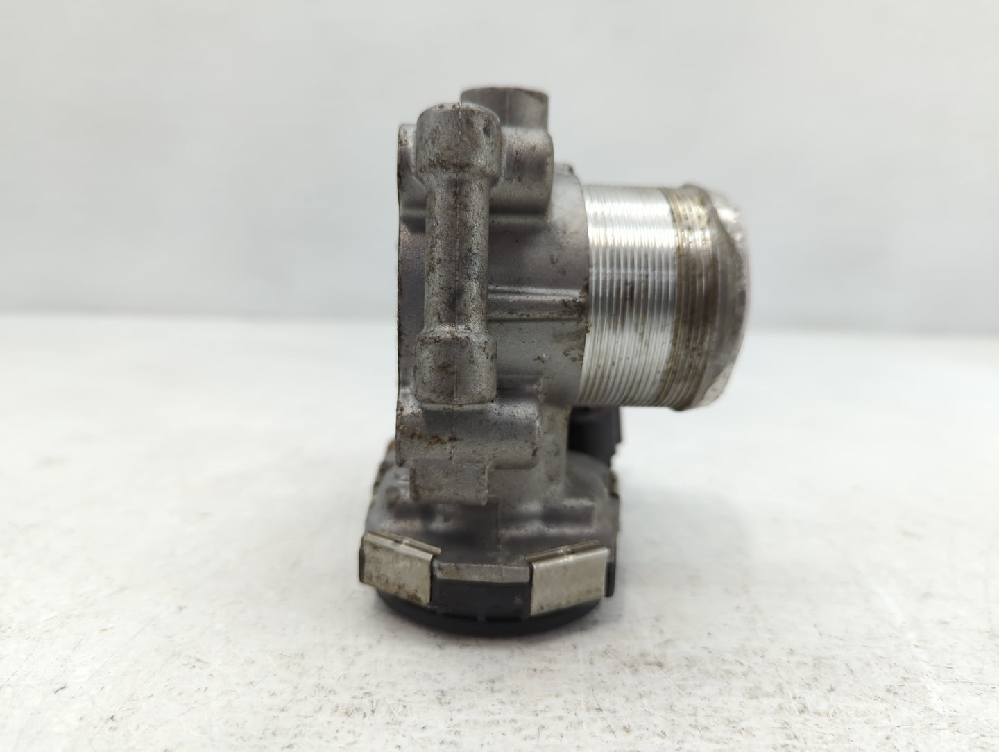 2013-2021 Buick Encore Throttle Body P/N:0 280 750 581 55 581662 Fits Fits 2011 2012 2013 2014 2015 2016 2017 2018 2019 2020