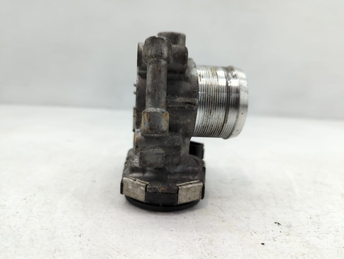 2013-2021 Buick Encore Throttle Body P/N:0 280 750 581 55 581662 Fits Fits 2011 2012 2013 2014 2015 2016 2017 2018 2019 2020
