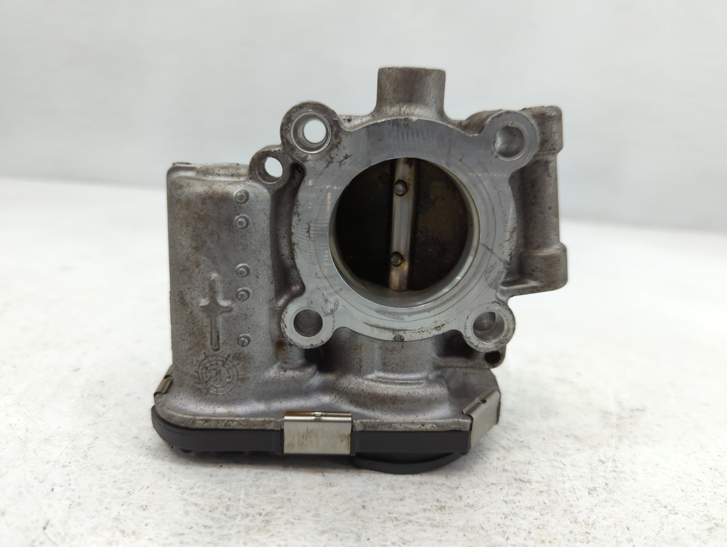 2013-2021 Buick Encore Throttle Body P/N:55565489 0 280 750 581 Fits Fits 2011 2012 2013 2014 2015 2016 2017 2018 2019 2020 