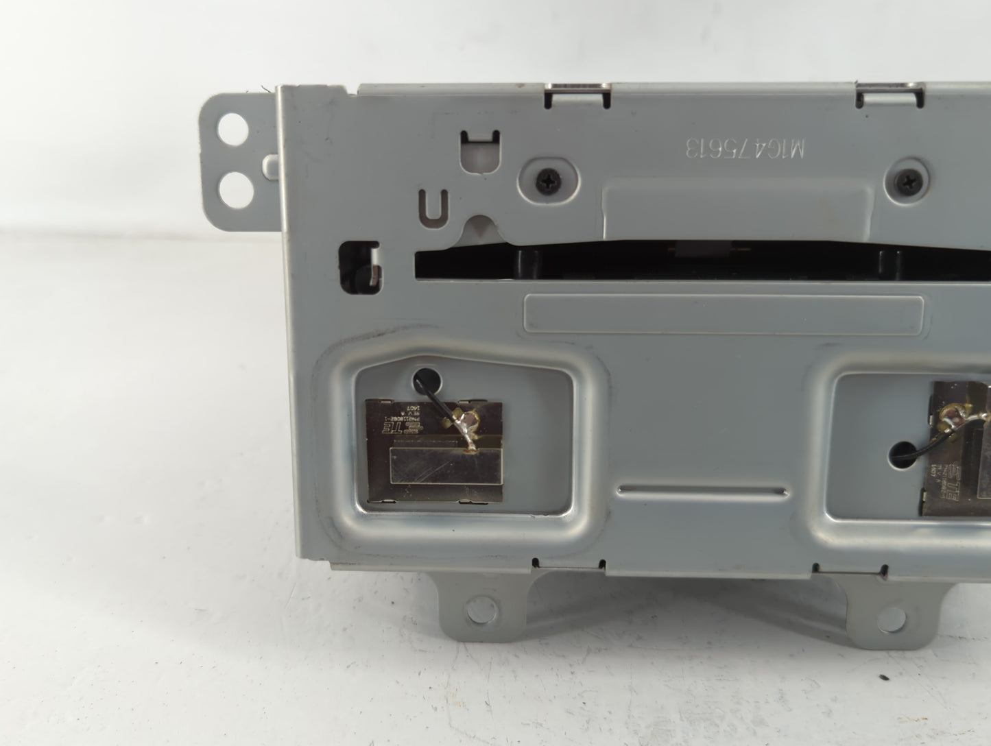 2015-2016 Buick Encore Radio AM FM Cd Player Receiver Replacement P/N:23476256 Fits Fits 2014 2015 2016 2017 OEM Used Auto P