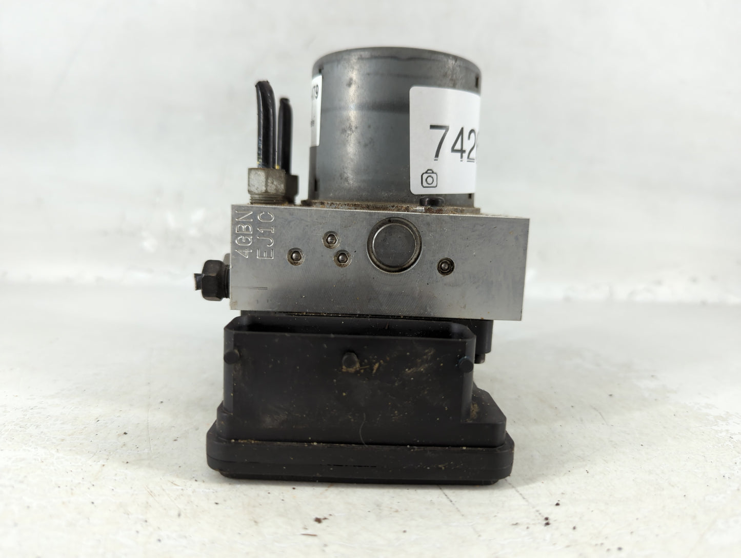 2015 Buick Encore ABS Pump Control Module Replacement P/N:94541506 Fits OEM Used Auto Parts - Oemusedautoparts1.com