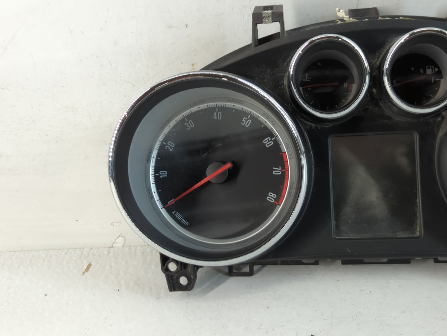 2015 Buick Encore Instrument Cluster Speedometer Gauges P/N:95386873 Fits OEM Used Auto Parts - Oemusedautoparts1.com