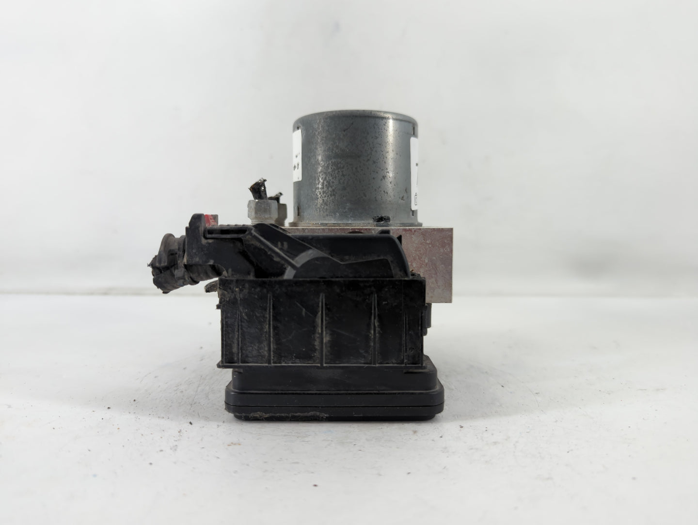 2015 Buick Encore ABS Pump Control Module Replacement P/N:94541506 9454 1506 Fits OEM Used Auto Parts - Oemusedautoparts1.co