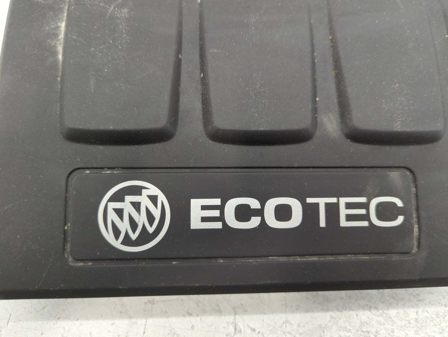 2015 Buick Encore Engine Cover - Oemusedautoparts1.com