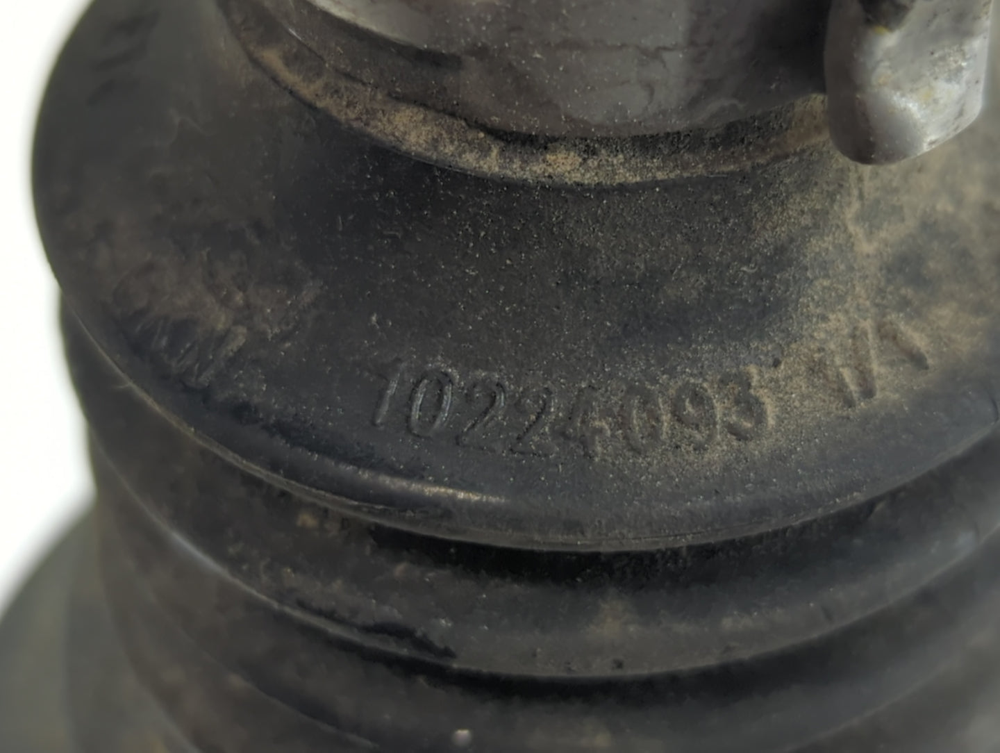 2013-2015 Buick Encore Axle Shaft Front Driver Cv C/v - Oemusedautoparts1.com