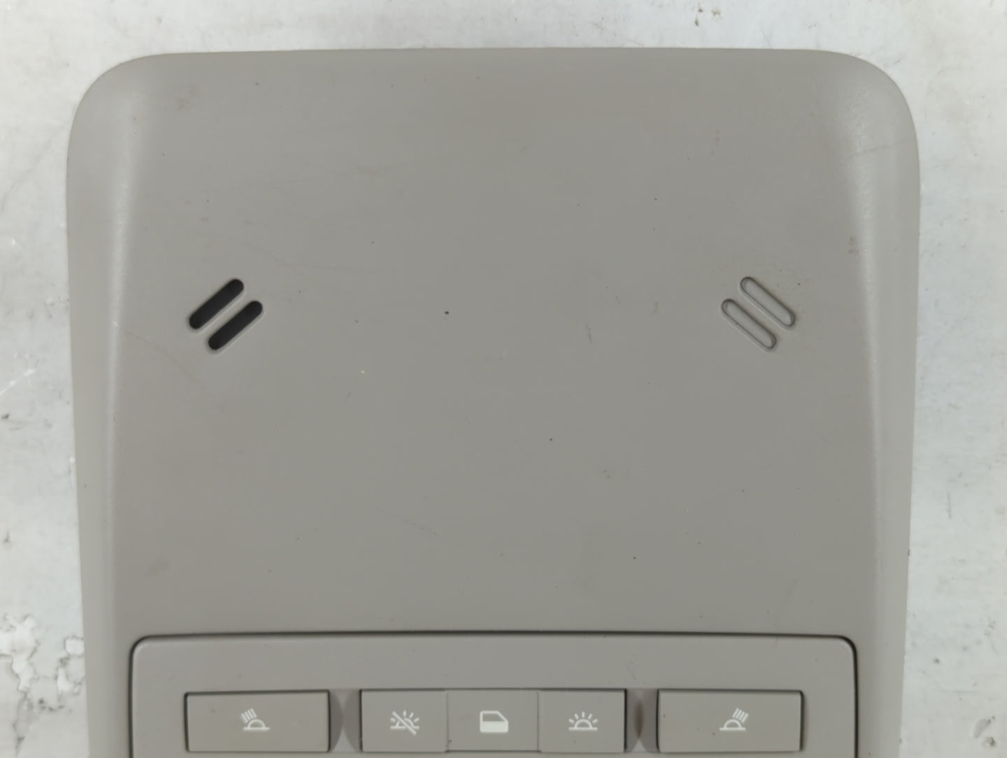 2013-2016 Buick Encore Overhead Roof Console Interior Dome Light - Oemusedautoparts1.com
