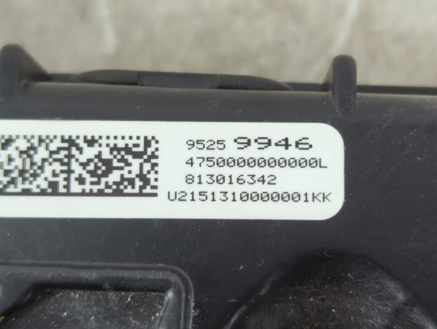 2013-2017 Buick Encore Air Bag Driver Left Knee OEM P/N:95259946 Fits Fits 2013 2014 2015 2016 2017 OEM Used Auto Parts - Oe
