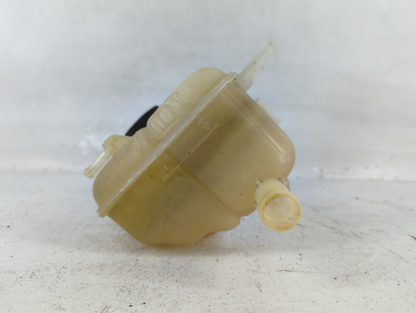 2013-2021 Buick Encore Radiator Coolant Overflow Expansion Tank Bottle - Oemusedautoparts1.com