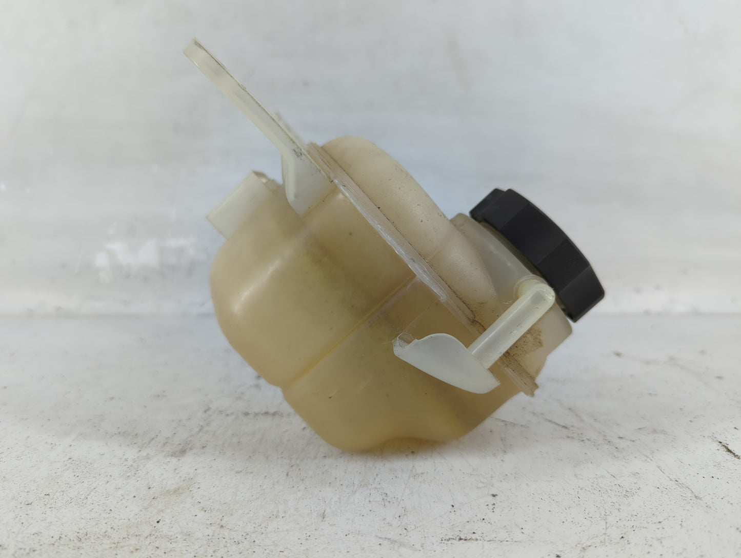 2013-2021 Buick Encore Radiator Coolant Overflow Expansion Tank Bottle - Oemusedautoparts1.com