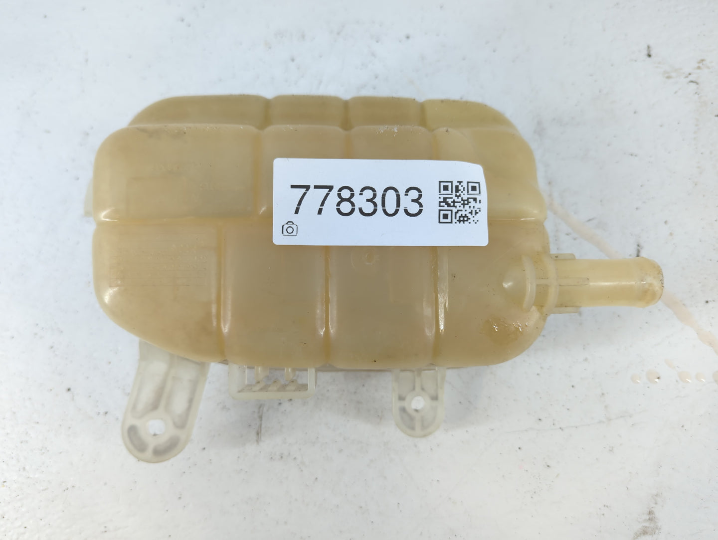 2013-2021 Buick Encore Radiator Coolant Overflow Expansion Tank Bottle - Oemusedautoparts1.com