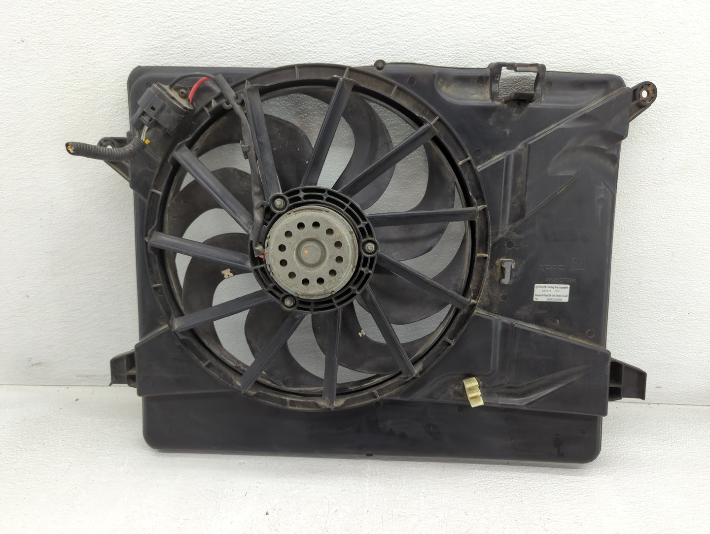 2014-2021 Buick Encore Left Radiator Fan Motor Assembly - Oemusedautoparts1.com