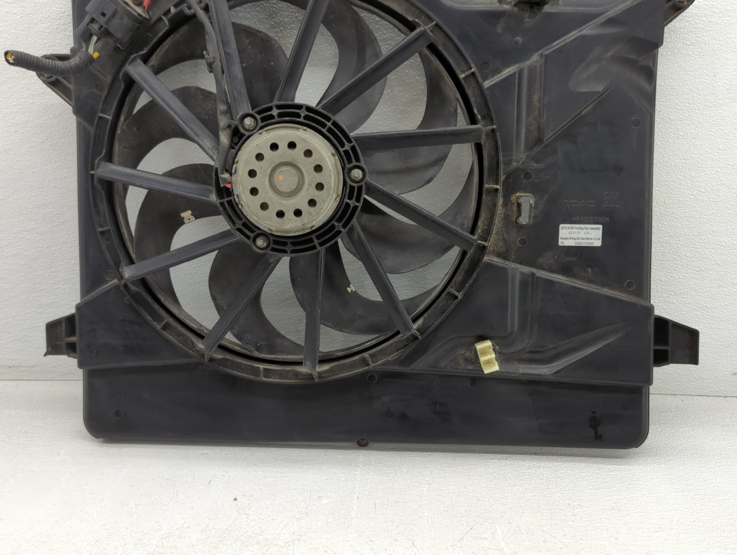 2014-2021 Buick Encore Left Radiator Fan Motor Assembly - Oemusedautoparts1.com