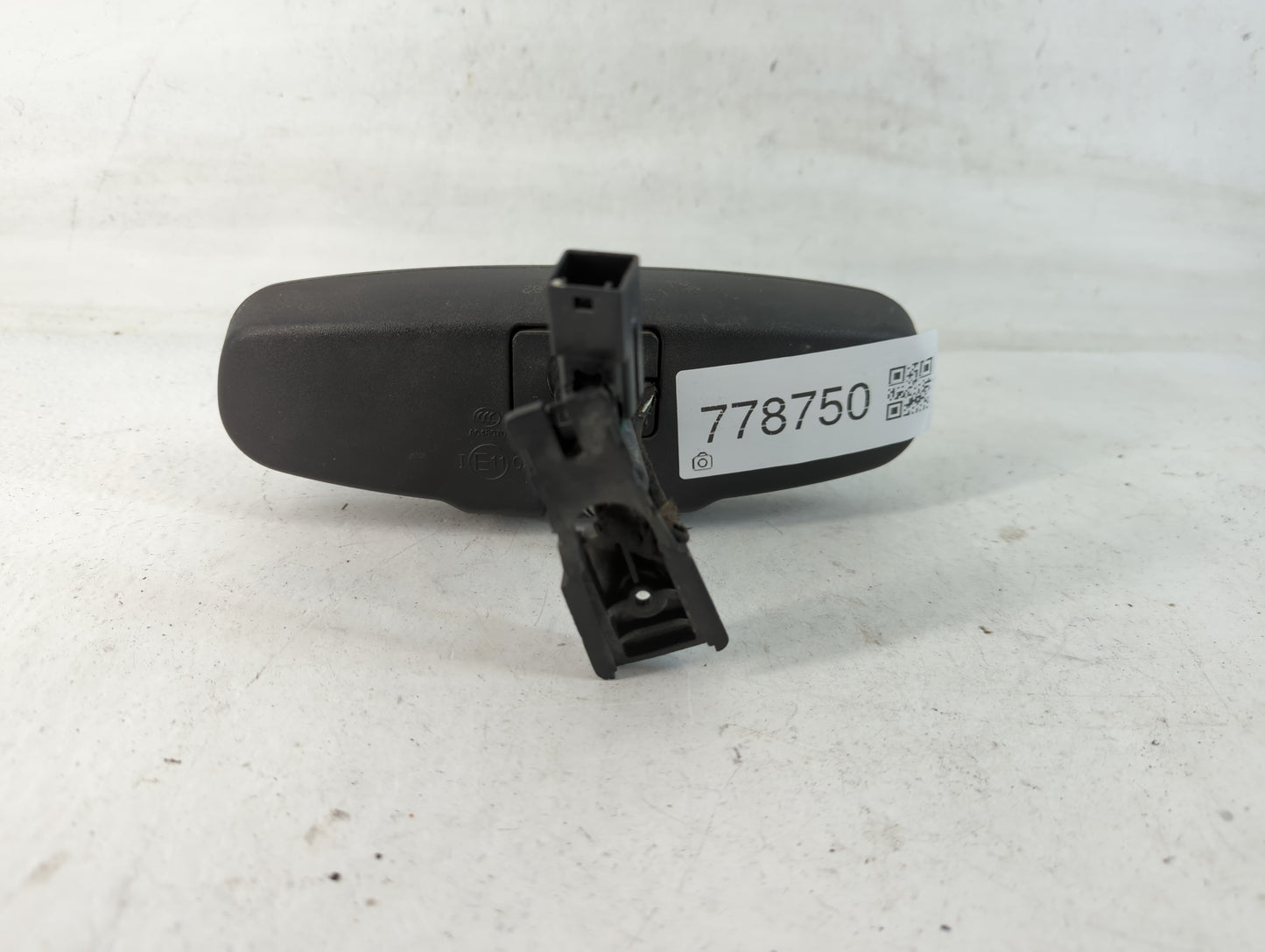 2013-2021 Buick Encore Interior Rear View Mirror Replacement OEM P/N:E11026391 Fits OEM Used Auto Parts - Oemusedautoparts1.