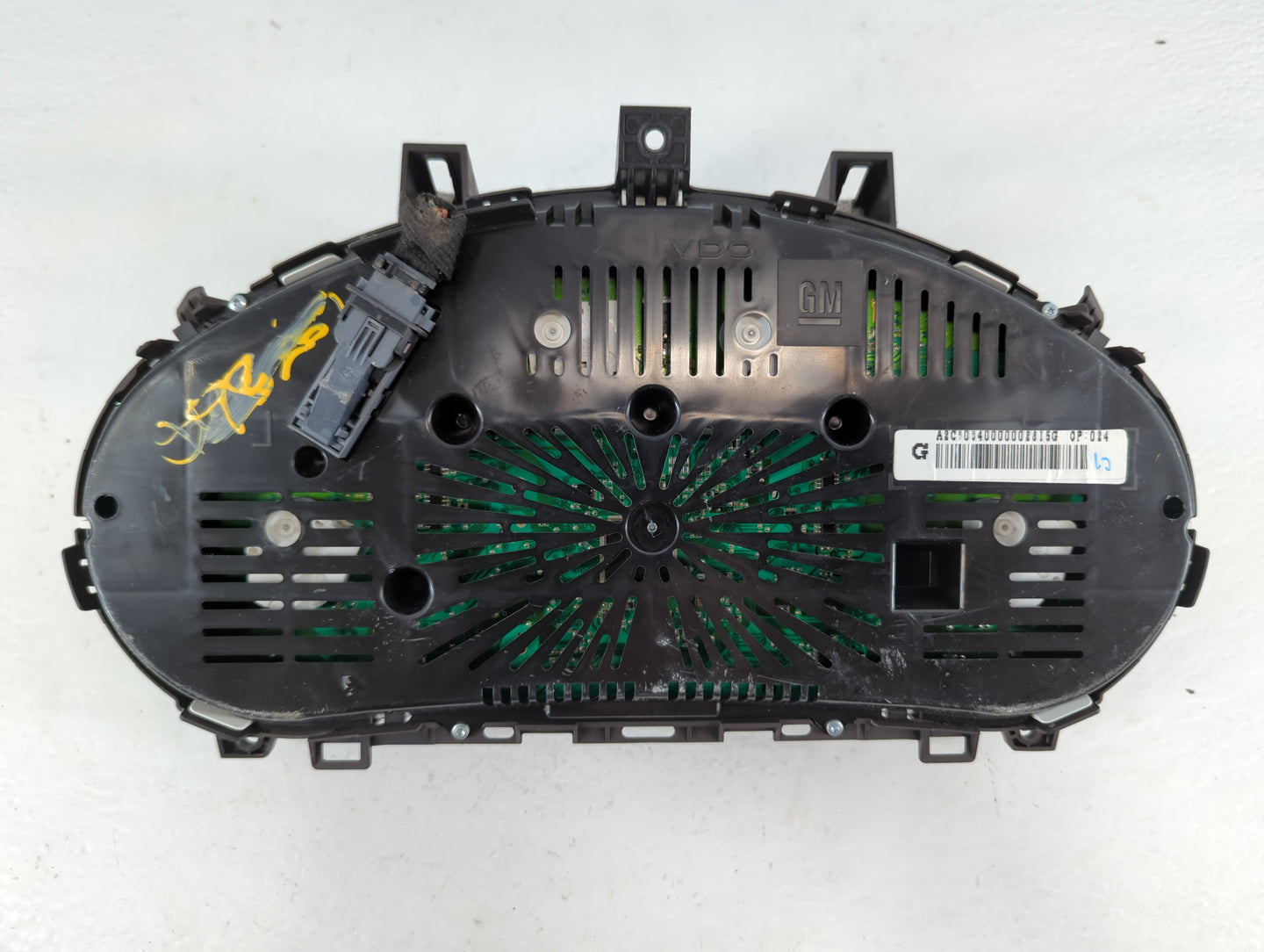 2015 Buick Encore Instrument Cluster Speedometer Gauges P/N:65386883 95386883 Fits OEM Used Auto Parts - Oemusedautoparts1.c