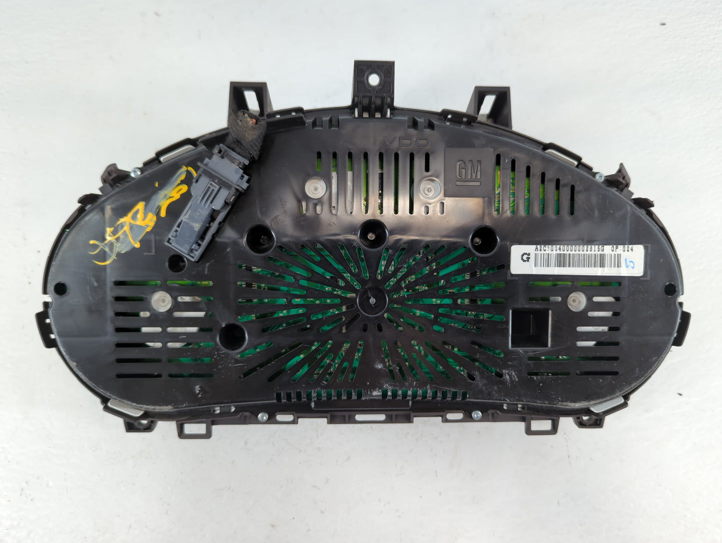 2015 Buick Encore Instrument Cluster Speedometer Gauges P/N:65386883 95386883 Fits OEM Used Auto Parts - Oemusedautoparts1.c
