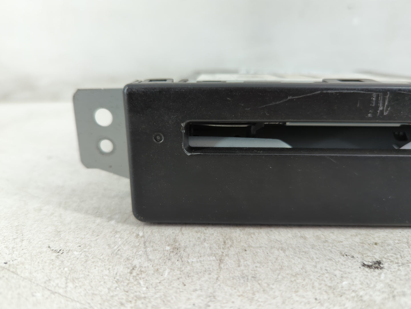 2015-2016 Buick Lacrosse Radio AM FM Cd Player Receiver Replacement P/N:13594481 Fits Fits 2015 2016 2017 2018 2019 2020 OEM