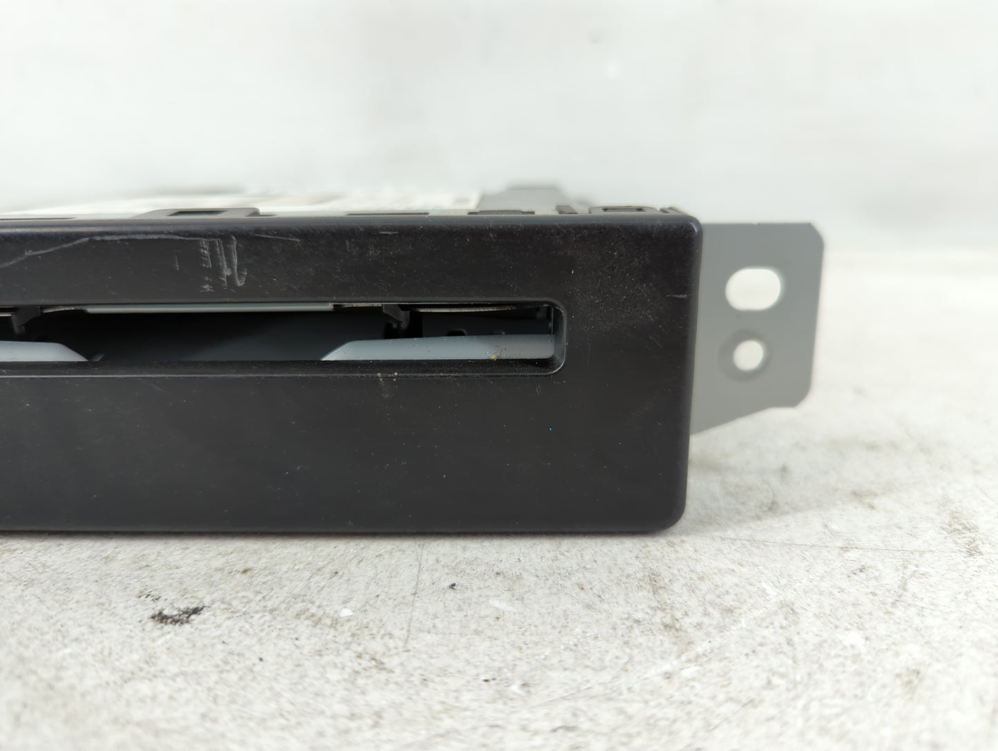2015-2016 Buick Lacrosse Radio AM FM Cd Player Receiver Replacement P/N:13594481 Fits Fits 2015 2016 2017 2018 2019 2020 OEM