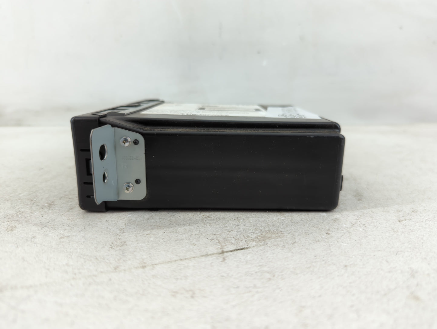 2015-2016 Buick Lacrosse Radio AM FM Cd Player Receiver Replacement P/N:13594481 Fits Fits 2015 2016 2017 2018 2019 2020 OEM