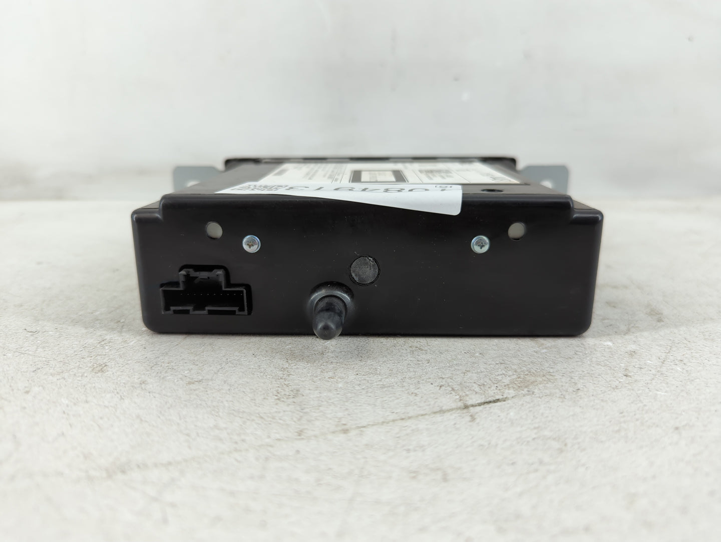2015-2016 Buick Lacrosse Radio AM FM Cd Player Receiver Replacement P/N:13594481 Fits Fits 2015 2016 2017 2018 2019 2020 OEM