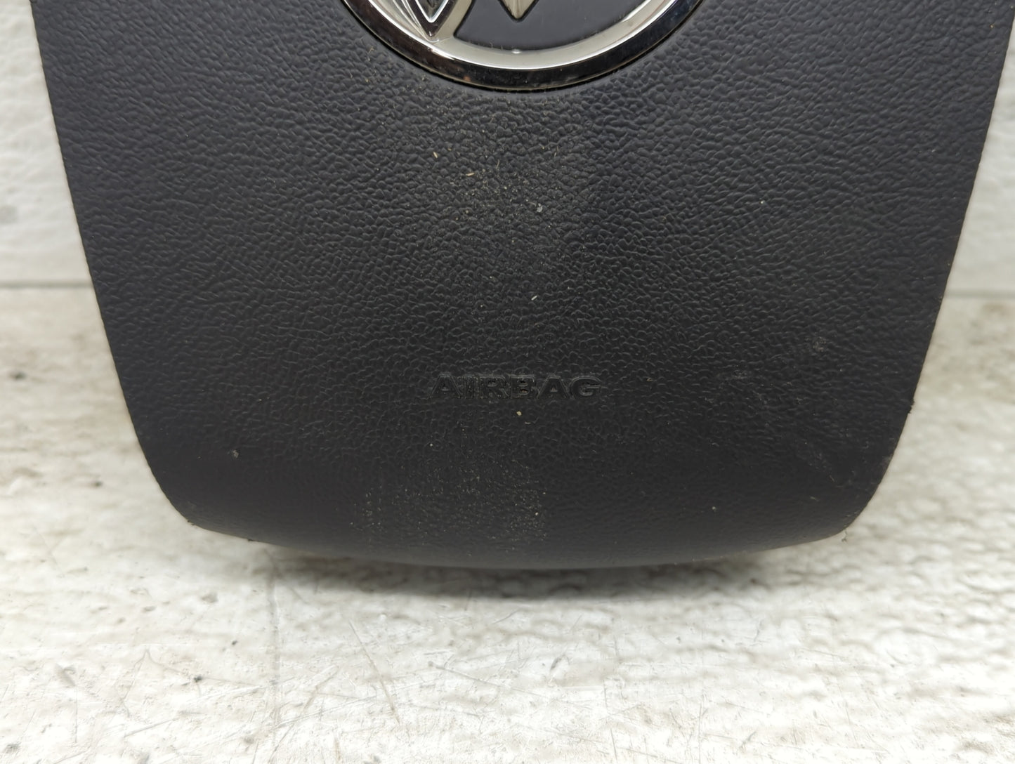 2014-2016 Buick Lacrosse Air Bag Driver Left Steering Wheel Mounted - Oemusedautoparts1.com