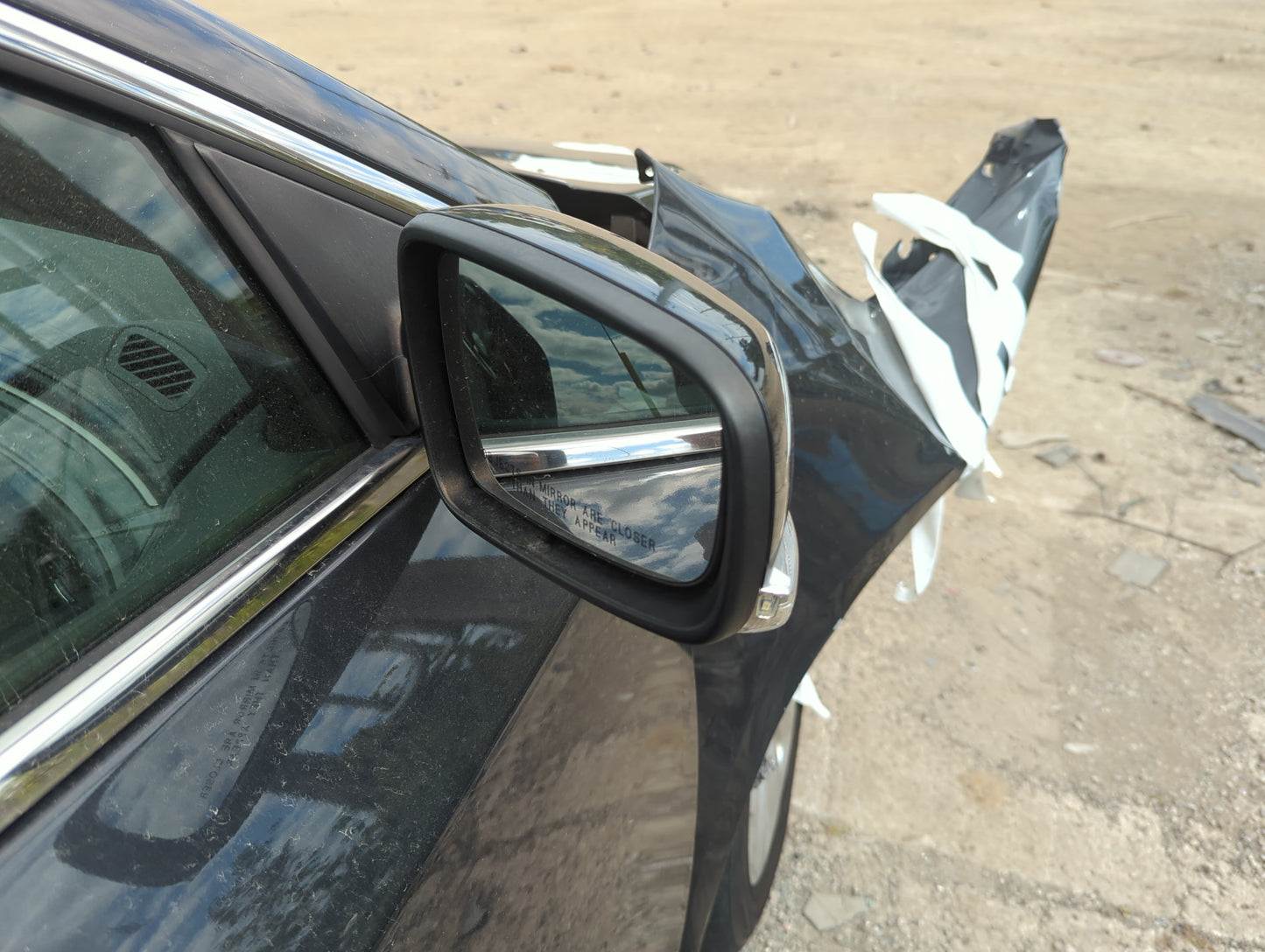 2013-2016 Buick Lacrosse Passenger Side View Mirror - Right Door Mirror OEM Used - Oemusedautoparts1.com