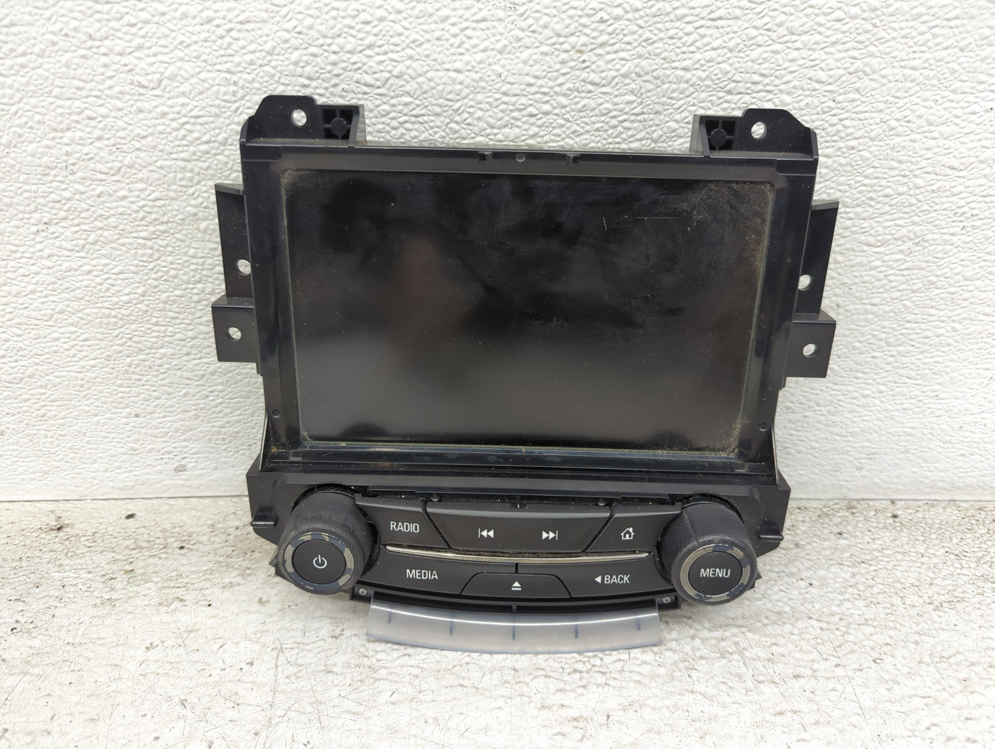 2015 Buick Lacrosse Radio AM FM Cd Player Receiver Replacement Fits OEM Used Auto Parts - Oemusedautoparts1.com